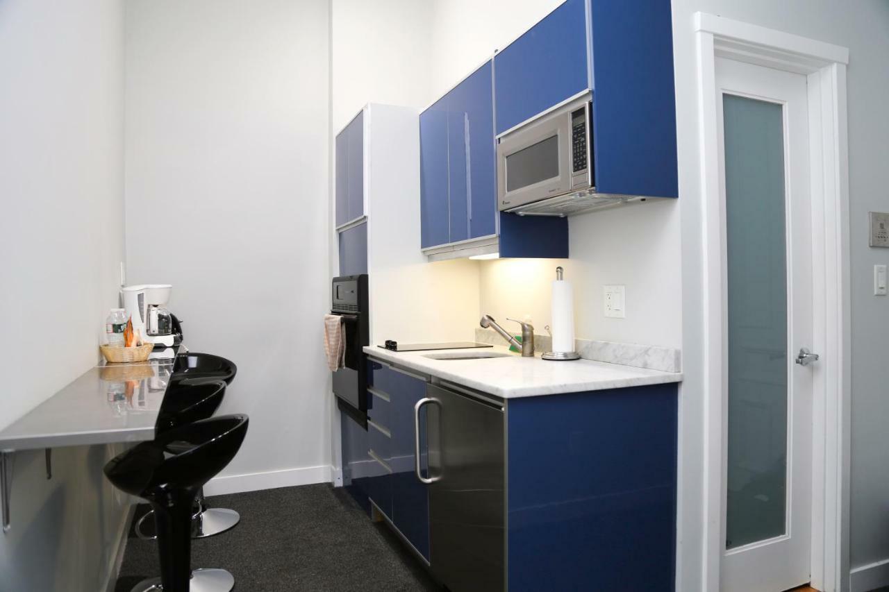 Large Stylish Newbury Street Studio W/ Kitchen Βοστώνη Εξωτερικό φωτογραφία